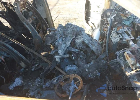 2019 Jeep Cherokee Limited 4X4 из США, поврежденный, VIN 1C4PJMDN8KD194328